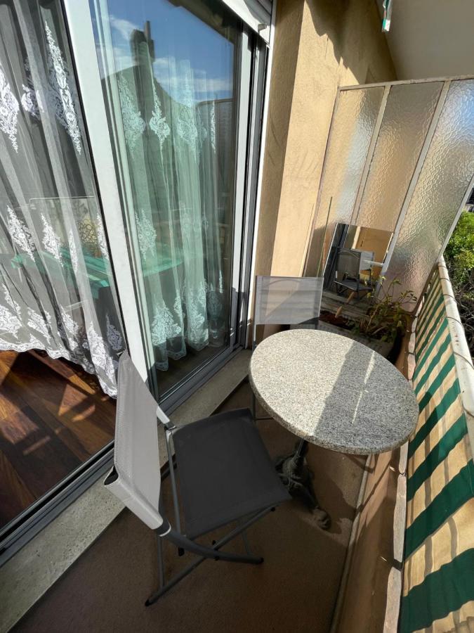 Charming Ac 2-Bedroom Apartment Antibes City Center Family, Couples Friendly Bagian luar foto
