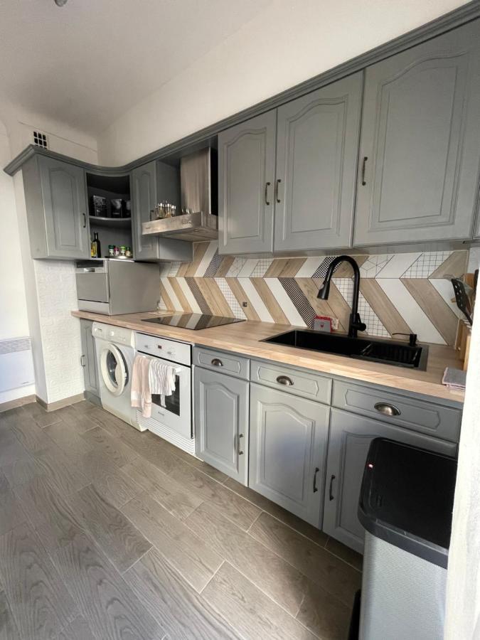 Charming Ac 2-Bedroom Apartment Antibes City Center Family, Couples Friendly Bagian luar foto