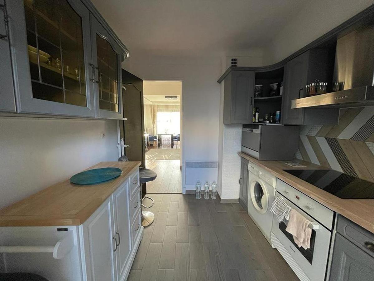 Charming Ac 2-Bedroom Apartment Antibes City Center Family, Couples Friendly Bagian luar foto