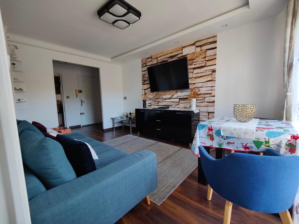 Charming Ac 2-Bedroom Apartment Antibes City Center Family, Couples Friendly Bagian luar foto