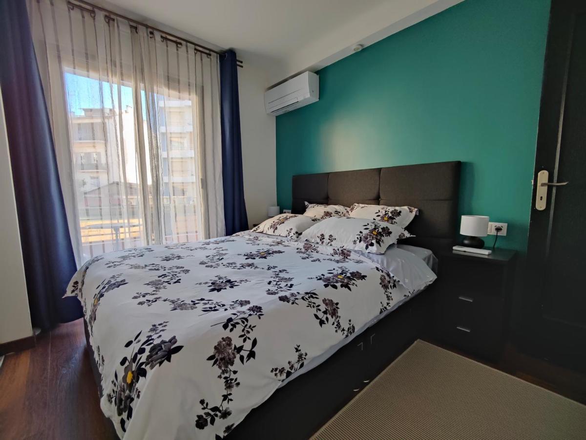 Charming Ac 2-Bedroom Apartment Antibes City Center Family, Couples Friendly Bagian luar foto