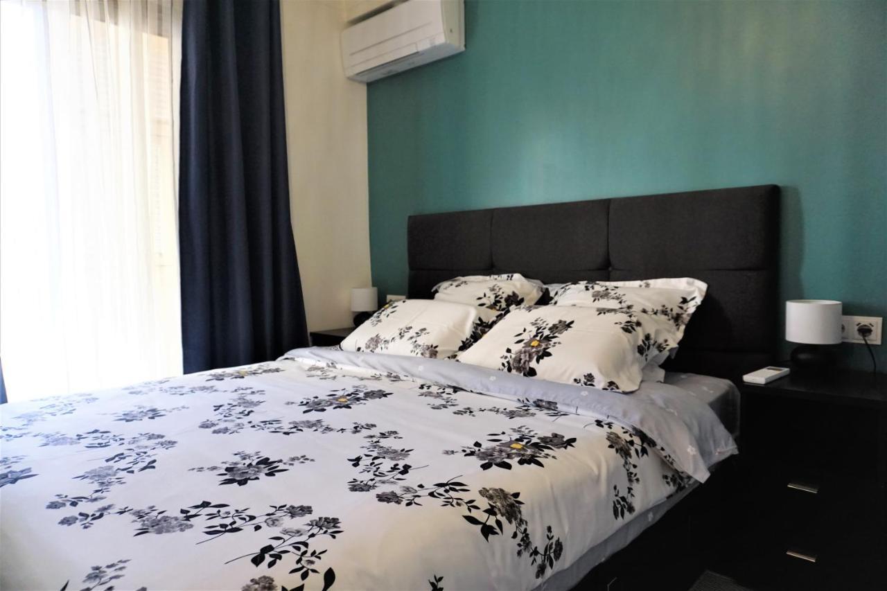 Charming Ac 2-Bedroom Apartment Antibes City Center Family, Couples Friendly Bagian luar foto