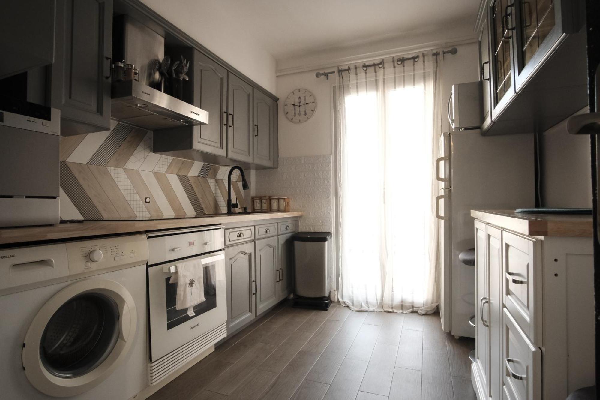 Charming Ac 2-Bedroom Apartment Antibes City Center Family, Couples Friendly Bagian luar foto